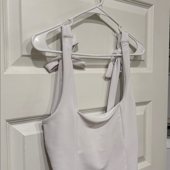 Beach Riot Sydney One Piece Swimsuit - Picture 4 of 8